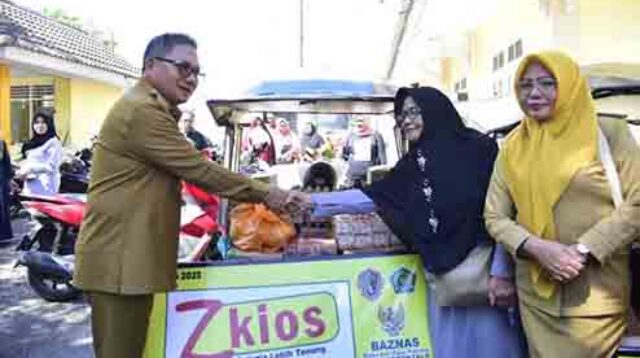 70 Pelaku Usaha Produktif di Kota Gorontalo Terima Bantuan Z-Kios
