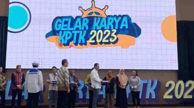 DIKBUD Provinsi Gorontalo Terima Penghargaan Eksplorasi Rapor Pendidikan