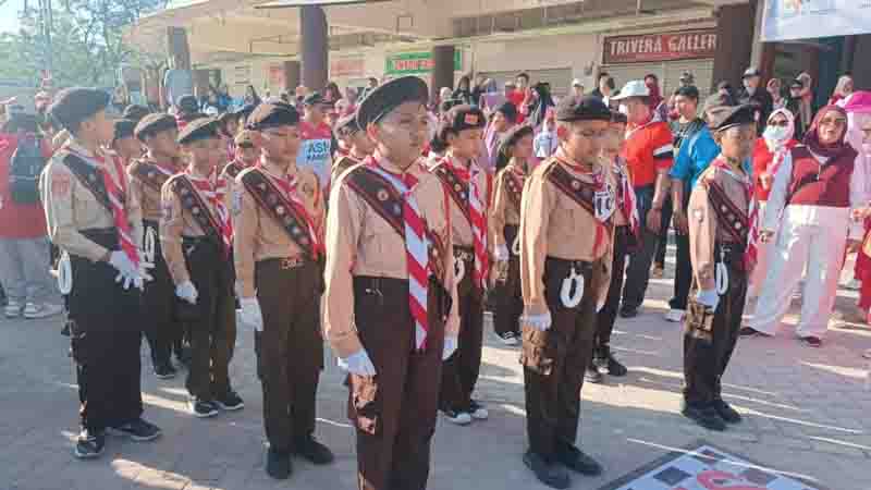 Haris Tome Bangga Keikutsertaan Siswa pada Kegiatan Gerak Jalan di Limboto