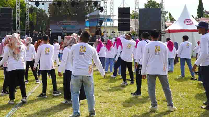 Jalan Sehat Warnai Semarak Pilkada 2024 KPU Kabupaten Gorontalo