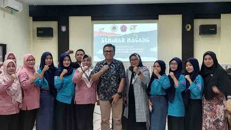 Pesan Ramdhan Pade untuk Mahasiswa Magang di Dinas Ketahanan Pangan