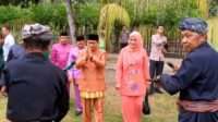 Adat Mopotilolo Sambut Kunjungan Syukri Botutihe di Kecamatan Biluhu