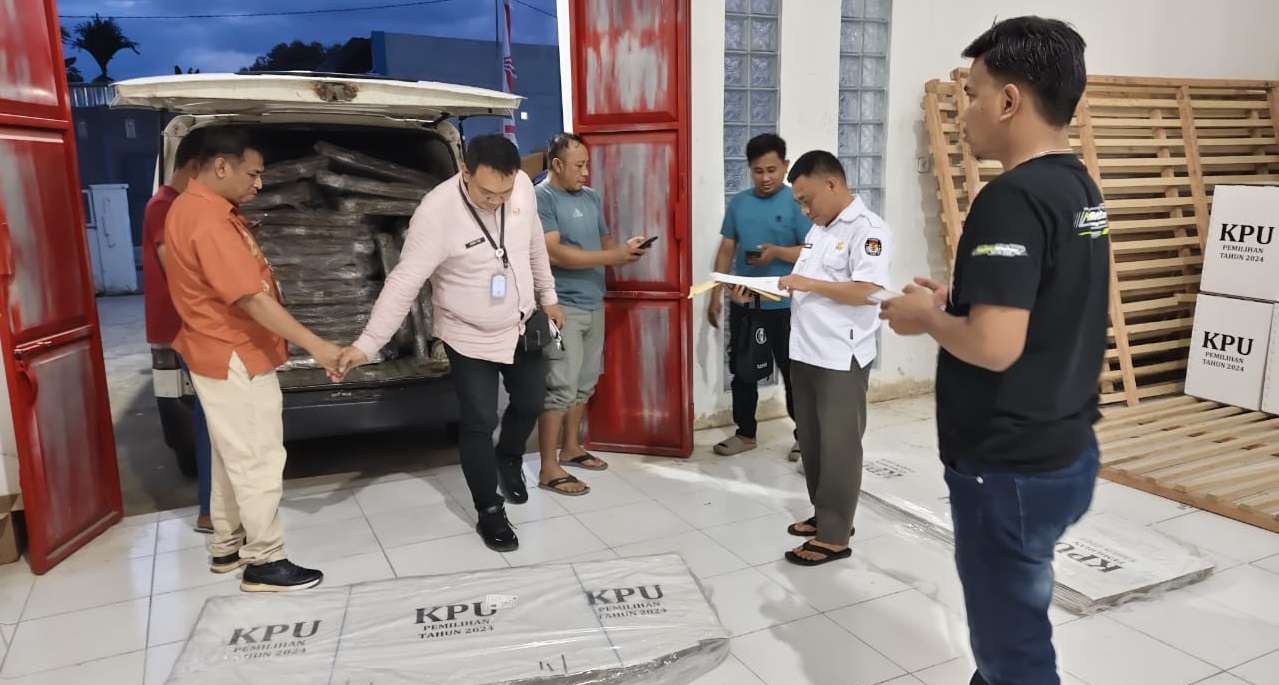 Bilik Suara dan Kotak Suara KPU Boalemo Sudah Lengkap