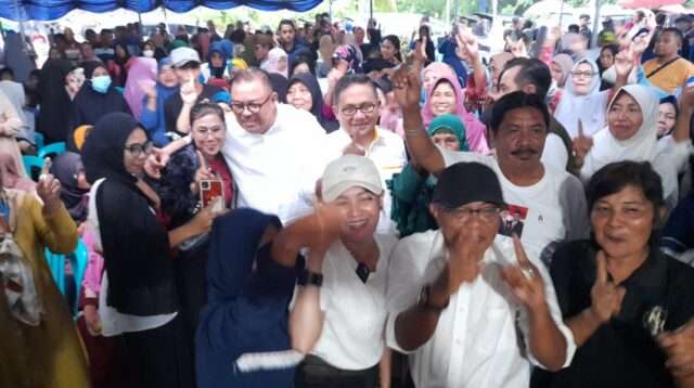 Tonny - Marten Menang, Biaya Kuliah Keluarga Miskin Gratis