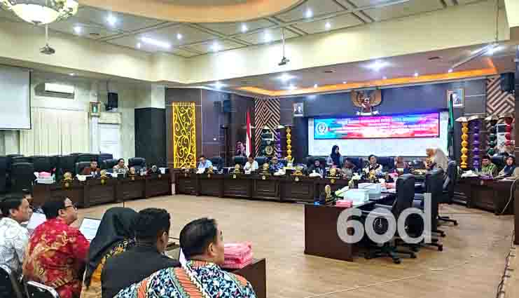 Banggar DPRD dan TAPD Kota Gorontalo Lanjutkan Pembahasan RAPBD 2025