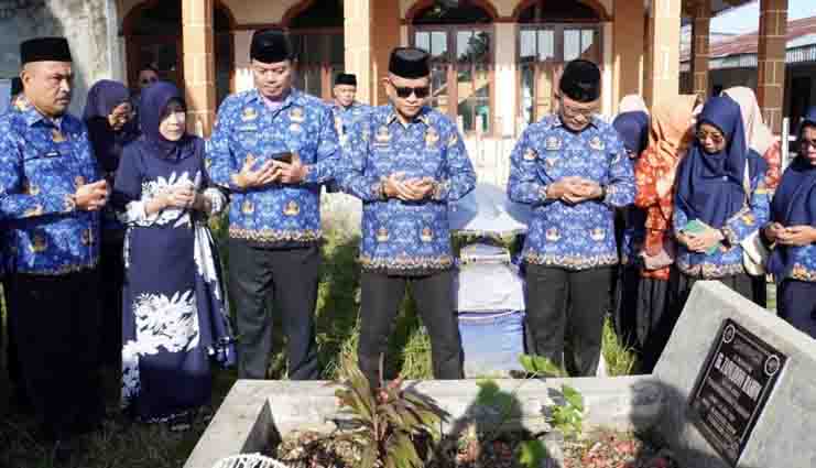 HUT Ke - 53, Pengurus KORPRI Lakukan Ziarah Makam