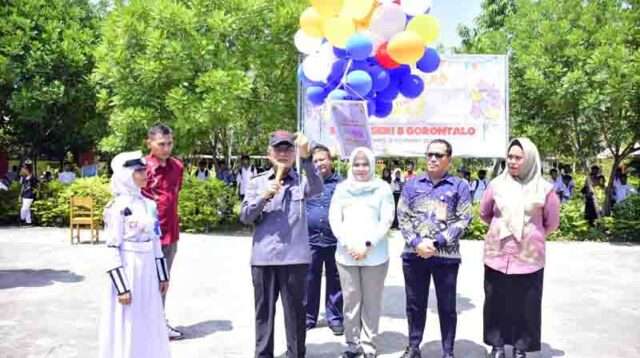 SMP 8 Kota Gorontalo Deklarasi Anti Narkoba dan Perudungan