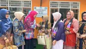 TP. PKK Kota Gorontalo Studi Banding ke Posyandu Jakarta Timur