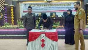 DPRD Kota Gorontalo Sahkan Enam Ranperda jadi Peraturan Daerah