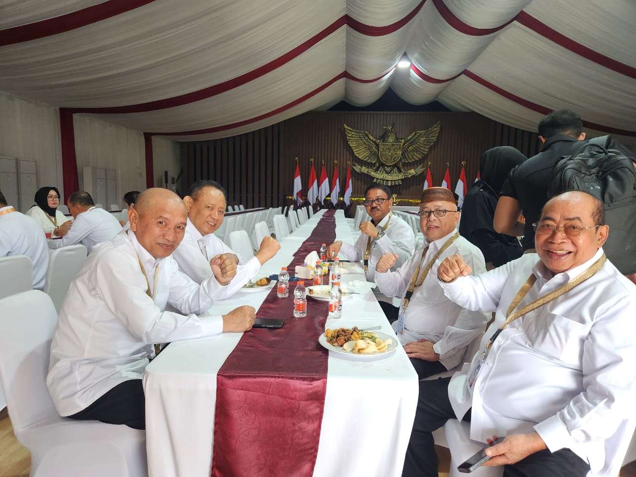 Gusnar Ismail Bersama Kepala Daerah Se - Gorontalo Solid Untuk Gorontalo Maju