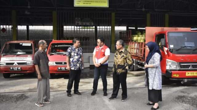 Ismail Madjid Tinjau Distribusi LPG 3 Kg di Pangkalan