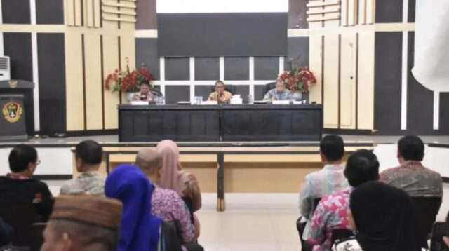Ismail Madjid Pimpin Rapat Kerja Awal Tahun