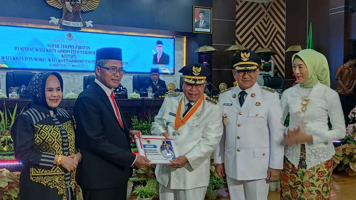 Serah Terima Jabatan Wali Kota, Irwan Hunawa: Selamat untuk Pak Adhan