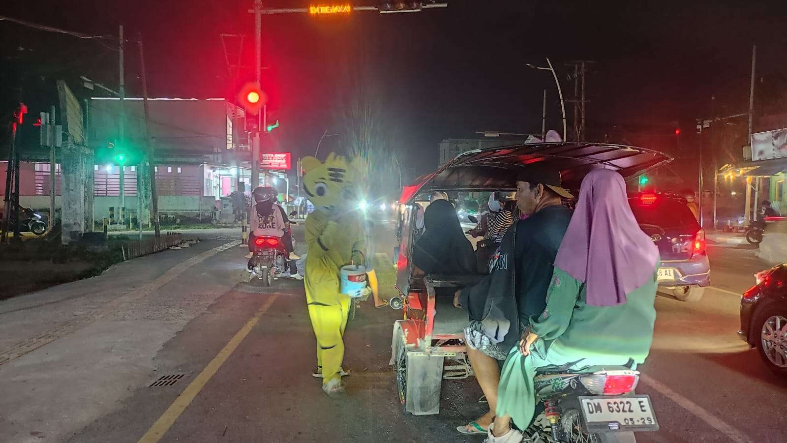 Pemerintah Kota Gorontalo Bakal Tertibkan Badut Jalanan