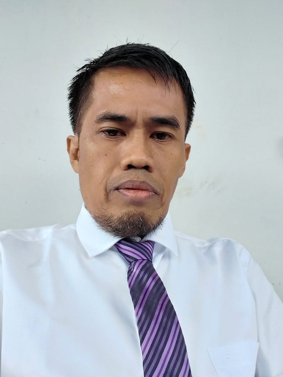 Dari Kebijakan ke Pertarungan Pribadi: Analisis Media dalam Polarisasi Konflik Elite Gorontalo