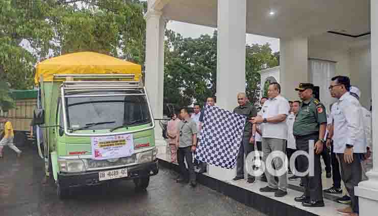 Gusnar Ismail Lepas Bantuan Pangan Beras dari Pemerintah Pusat