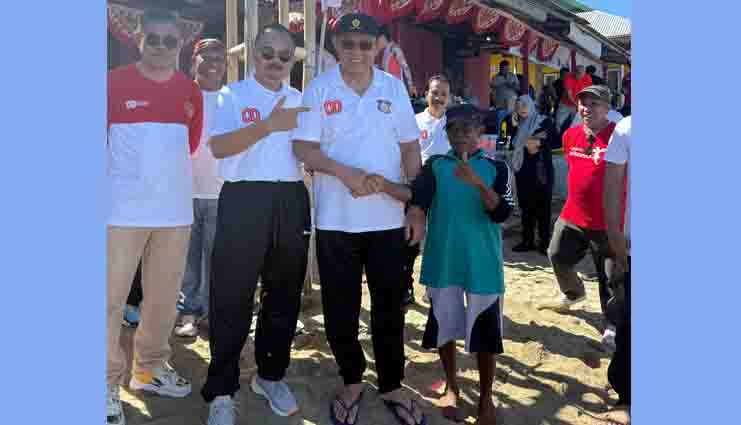 Kebahagiaan Ape Iko Foto Bareng Gubernur Gorontalo di Wisata Hiu Paus