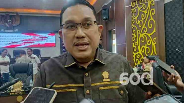 Libatkan Waria pada Perayaan HUT RI, Totok Bachtiar minta Wali Kota Copot Camat dan Lurah