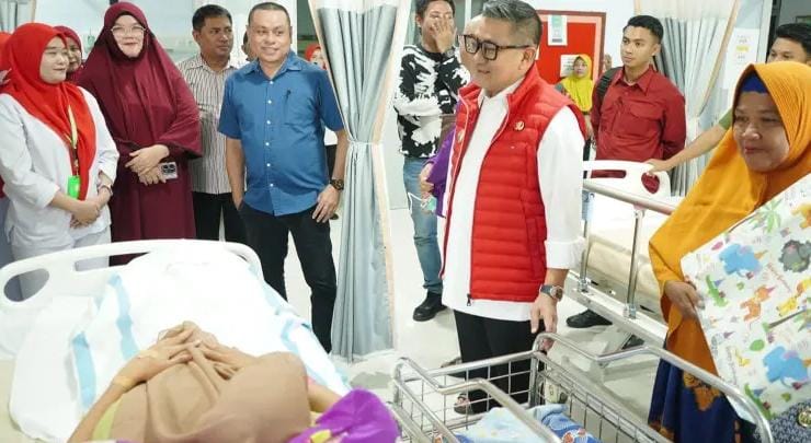 Pemerintah Kota Gorontalo Beri Hadiah Istimewa untuk Dua Bayi yang Lahir 17 Agustus