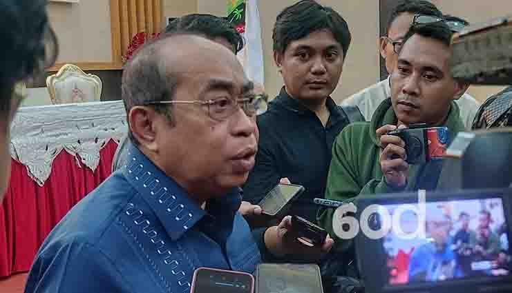 Kedapatan Miras, Adhan Dambea Perintahkan Satpol PP Undang Pemilik Sky Biliard