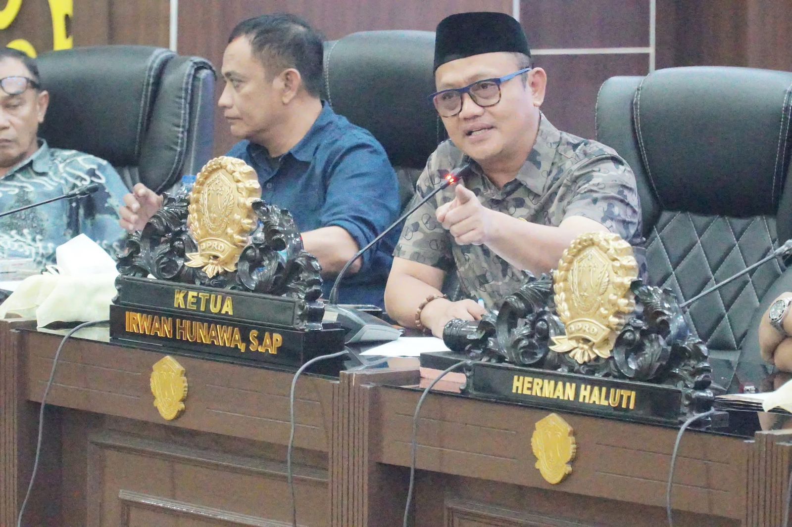 Perjuangkan Armada Pengangkut Sampah, Irwan Hunawa: Terima Kasih untuk Bapak Rusli Habibie
