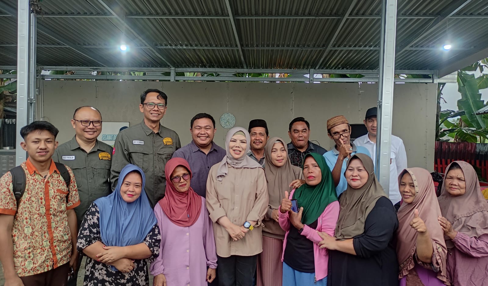 Wakil Gubernur Gorontalo Dukung Bank Sampah Tanggidaa Grup