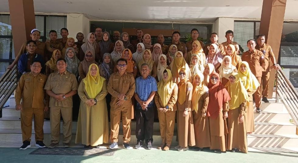 22 Tahun Mengabdi, Ramdhan Pade Lepas Staf Pelaksana Dinas Ketahan Pangan