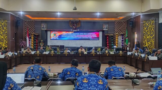 Banggar DPRD Kota Lanjutkan Pembahasan Ranperda APBD Tahun 2026