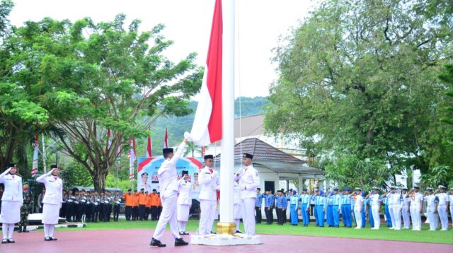 Momentum Hari Pahlawan, Gusnar Ismail Perkuat Semangat Pengabdian Bagi Bangsa
