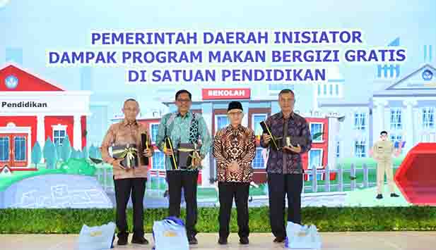 Gorontalo Raih Penghargaan Implementasi MBG Tahun 2025 Gorontalo Raih Penghargaan Implementasi MBG Tahun 2025