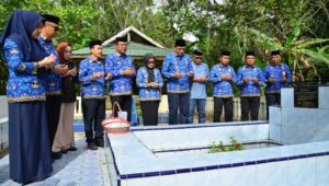 Ziarah ke Makam Tokoh Perintis, Keluarga Sampaikan Terima Kasih ke Pemerintah Provinsi Gorontalo