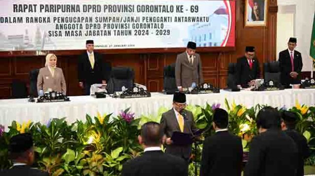 Idah Syahidah Saksikan Pengucapan Sumpah PAW Anggota DPRD
