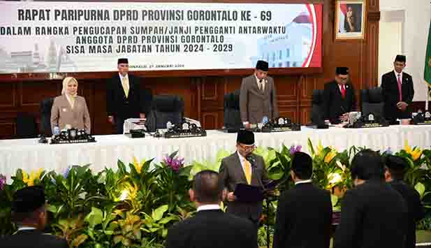 Idah Syahidah Saksikan Pengucapan Sumpah PAW Anggota DPRD