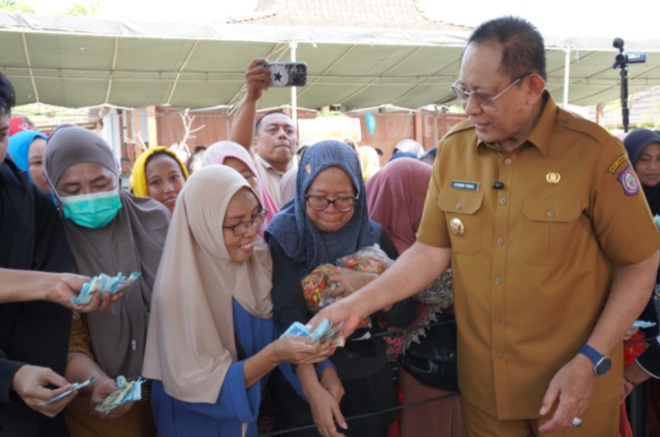 Antusias Warga Kota Gorontalo Sambut Pasar Murah Pemerintah Provinsi