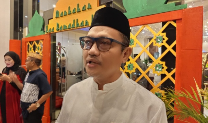 Ketua DPRD Kota Gorontalo, Irwan Hunawa di sela-sela silaturahmi dan buka puasa bersama para politisi, Kamis (5/3/2026). Foto: Hendra/60dtk