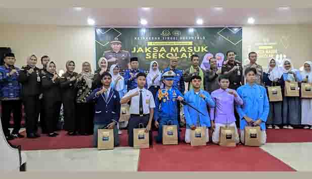 Ismet Mile Sambut Baik Program Penyuluhan Hukum Jaksa Masuk Sekolah