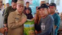 Warga Bone Bolango terima Bantuan Benih Padi dan Pangan dari Pemerintah Daerah