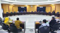 Komisi I Sampaikan Petuah Adat ke Trizal Entengo