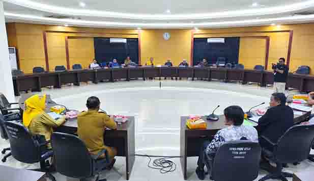 Komisi I Sampaikan Petuah Adat ke Trizal Entengo