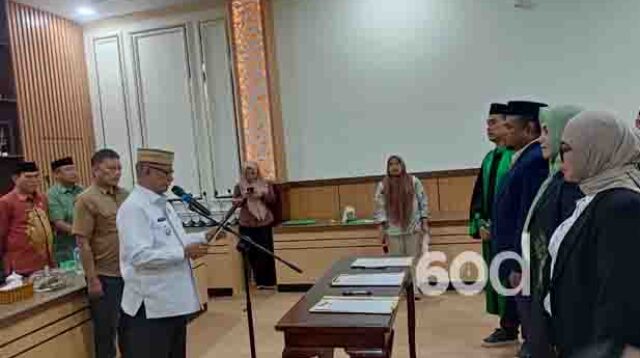 Lantik Dewan Pendidikan, Ini Pesan Bupati Bone Bolango