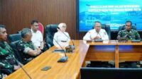 Sekretaris Daerah Kota Gorontalo, Ismail Madjid saat memimpin rapat persiapan pembangunan Koperasi Merah Putih, Rabu (13/5/2026). Foto: KOMINFO
