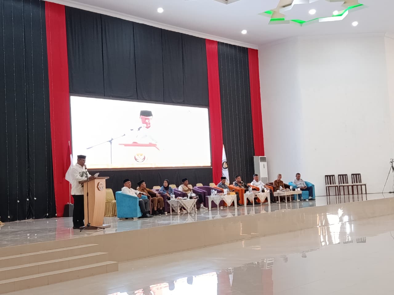 Sofian Ibrahim Lepas Jemaah Haji Gorontalo 2026, Minta Doa Embarkasi Naik Status