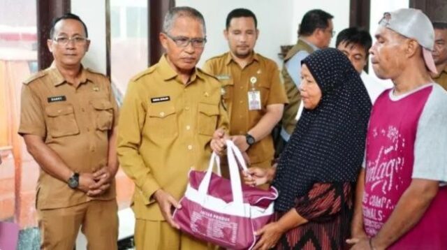 Gerak Cepat Pemerintah Kota Gorontalo Bantu Korban Kebakaran di Wumialo