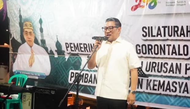 Silaturahmi dengan Masyarakat Tuladenggi, ini Pesan Indra Gobel