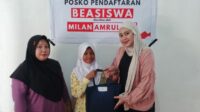 Buka Posko Pendaftaran Beasiswa, Milan Amrullah Salurkan 100 Seragam Sekolah Hingga Pedalaman Mongiilo