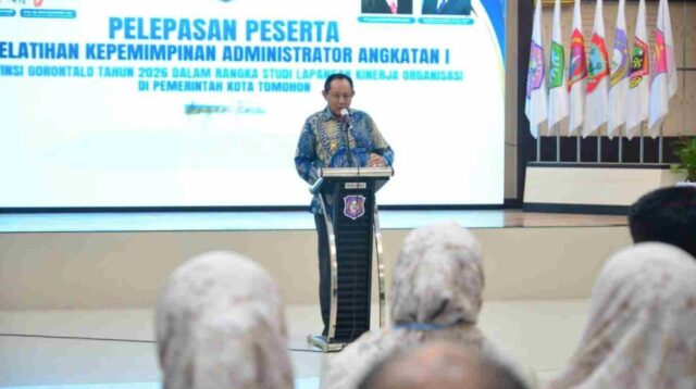 Jangan Urus Surat! Gusnar Suruh Pejabat Gorontalo Belajar Digital dan Festival di Tomohon