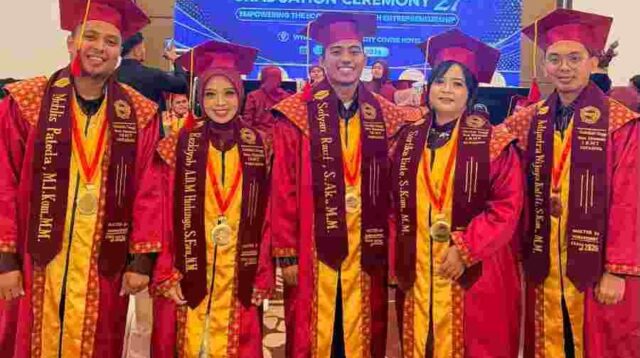 Mengabdi untuk Sesama hingga Meraih Gelar Magister, Lima Relawan Goroba Tuntaskan Studi S2