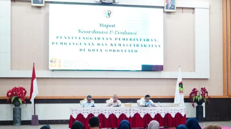 Pelayanan Publik Membaik, Adhan Dambea Minta OPD Jangan Cepat Puas